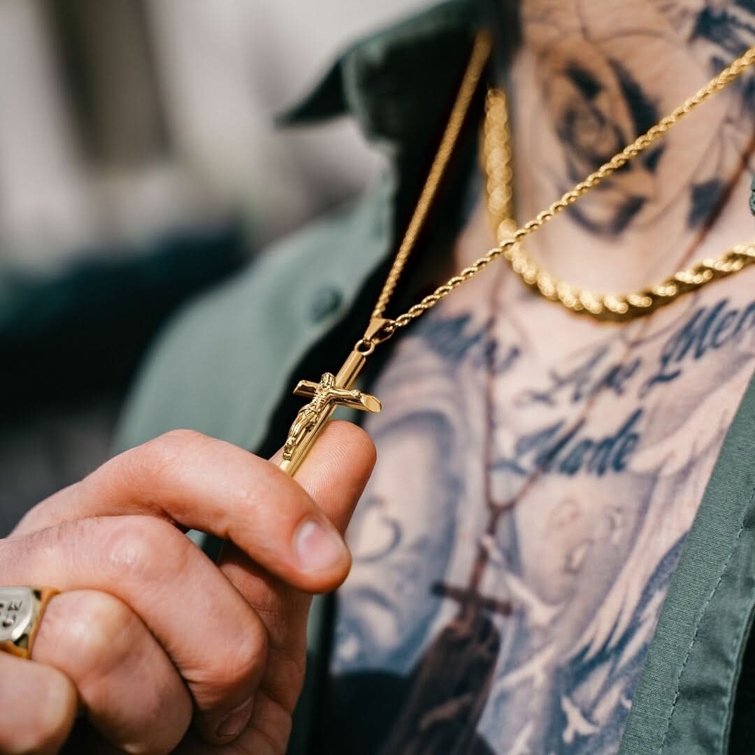 Crucifix Pendant | Gold - Image 4