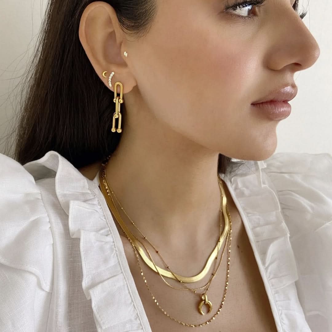 Chunky U Link Earrings Gold - Image 3