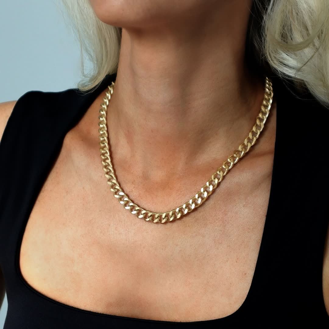 Cuban Link T-Bar Chain Necklace Gold - Image 5