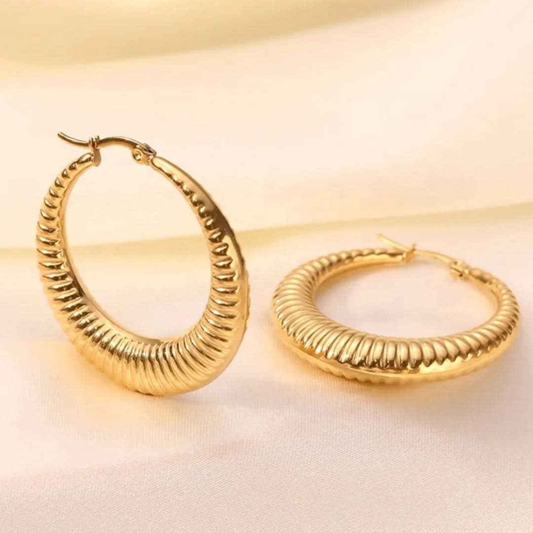 Large Croissant Hoop Earrings Gold