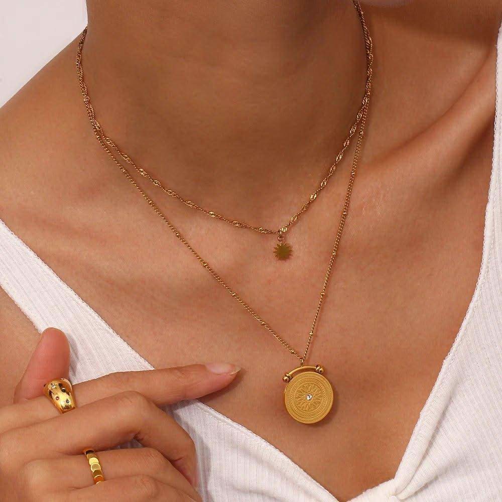 Vintage Layered Necklace Set Gold - Image 3